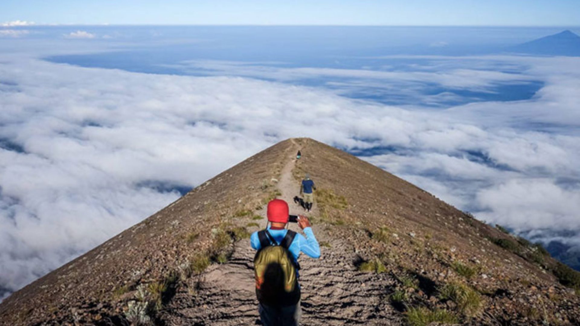 Mount AgungTrekking -