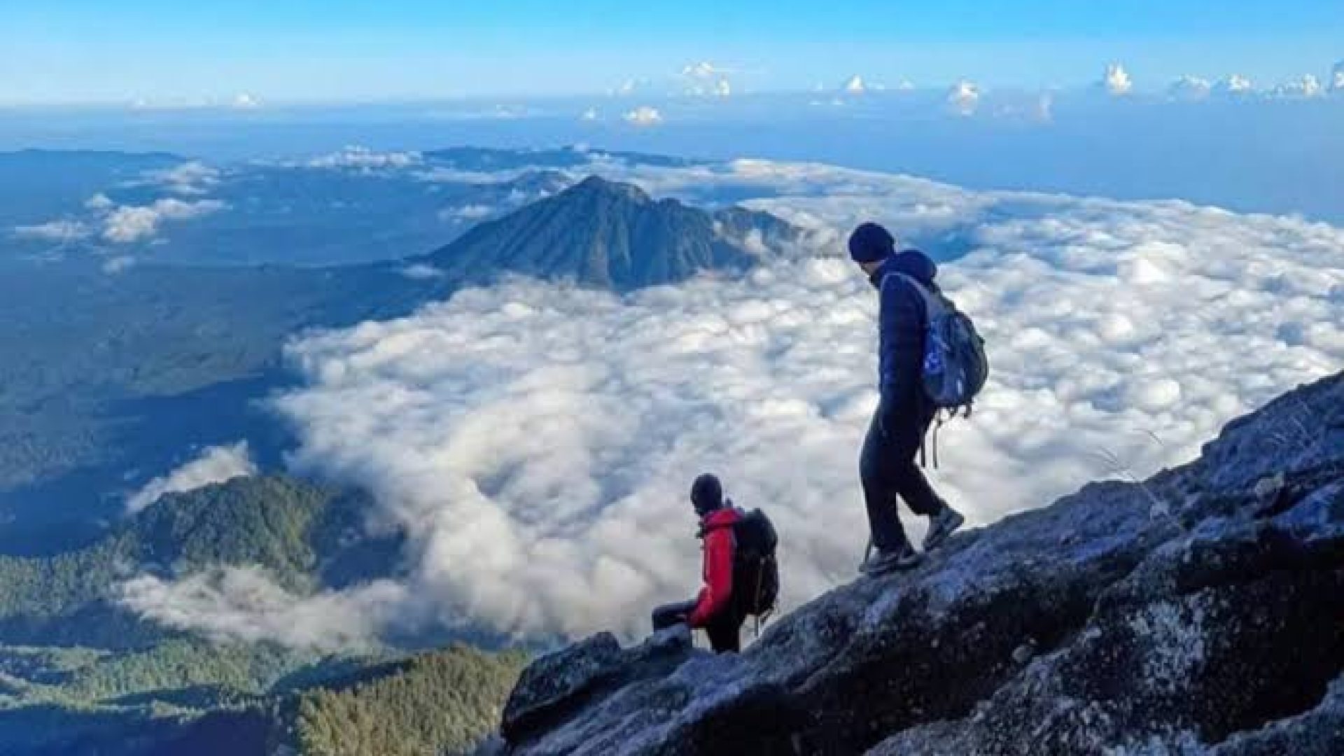 Trekking Mount Agung 2